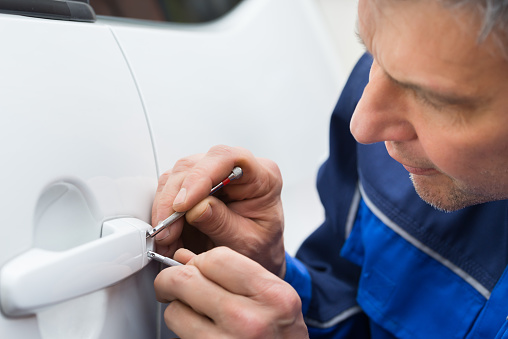 What Are The Different Benefits Of Getting Locksmith For Car