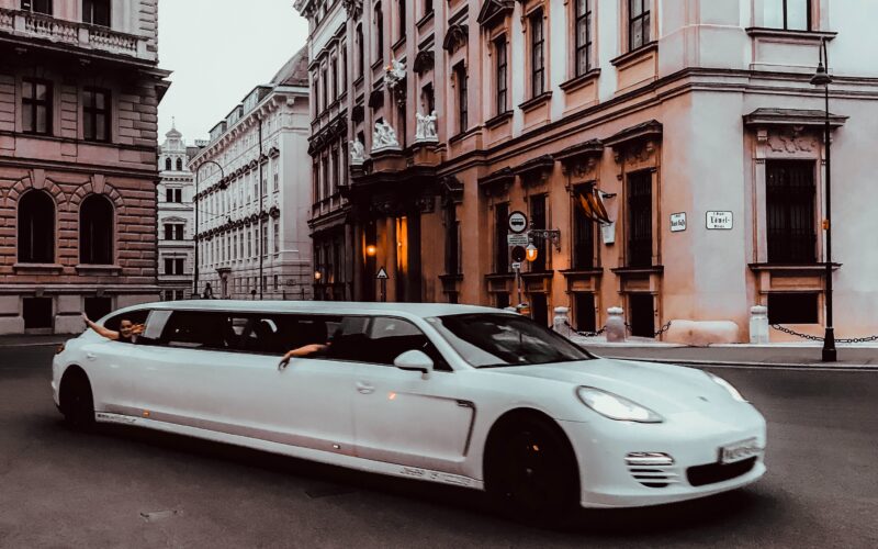 What to expect from limo service