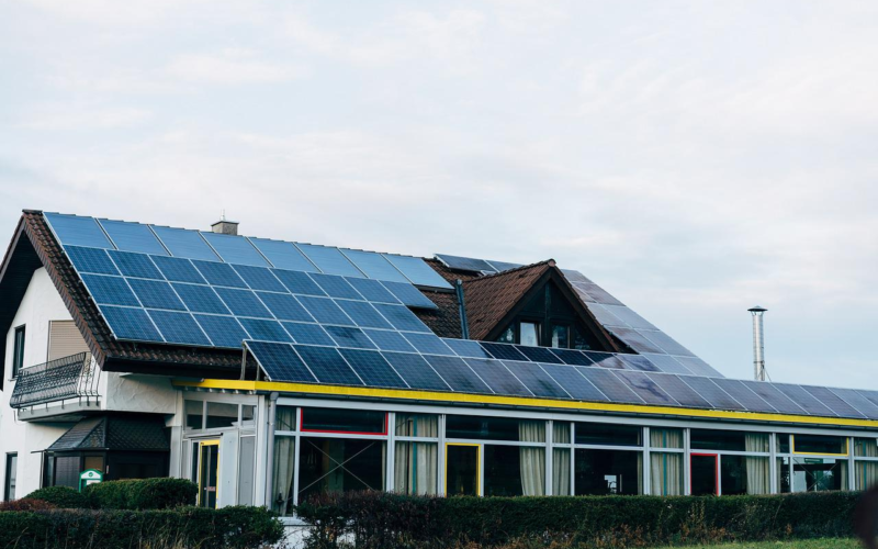 Is a Solar Mono Panel Right For You? Here Is A Guide For You