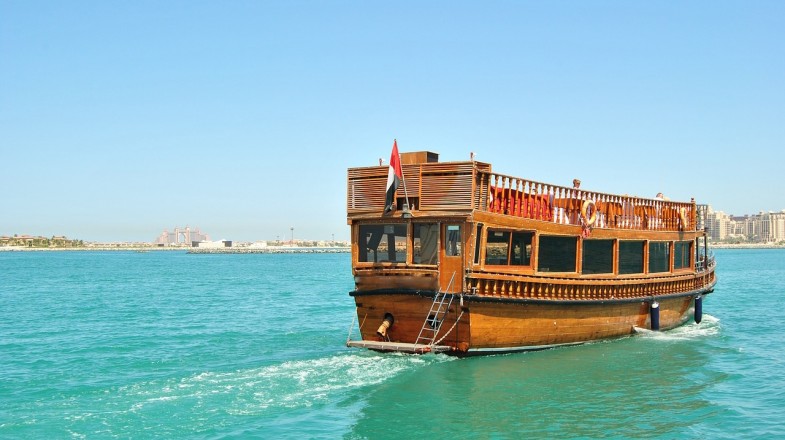 dhow cruise Dubai